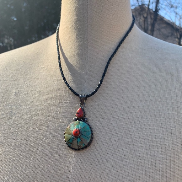 Handmade Turquoise and Sterling Silver UFO necklace - Picture 6 of 15